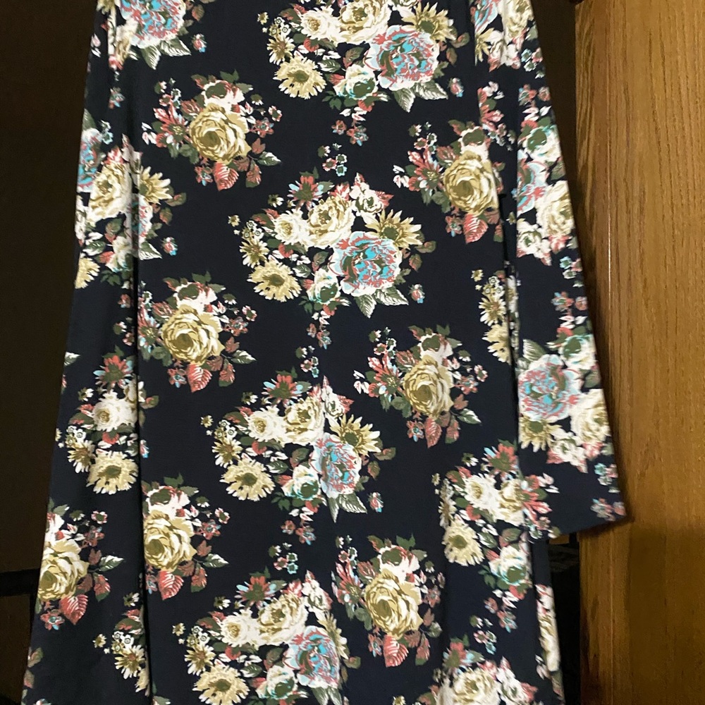 Smoke free home dress to be worn with leggings